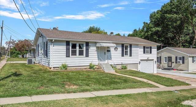 Photo of 424 W Perry St, Pittsfield, IL 62363