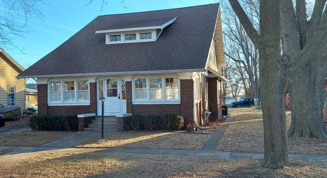 Photo of 602 Main St, North Henderson, IL 61466