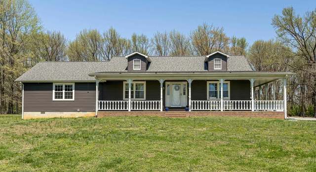Photo of 135 Doc Rd, Eldorado, IL 62930