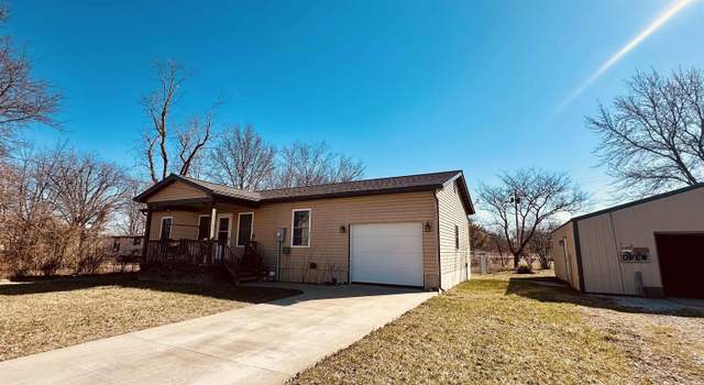 Photo of 102 N Laury St, Odin, IL 62870