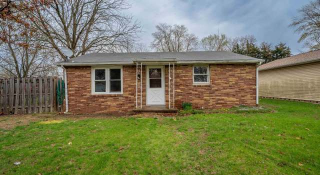 Photo of 704 Meadow Ln, Manito, IL 61546