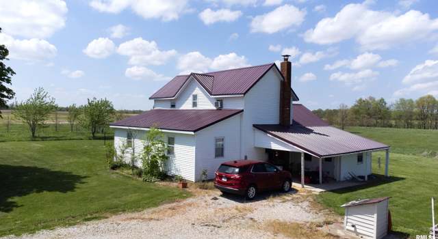 Photo of 2667 Cardinal Ln, Farina, IL 62838