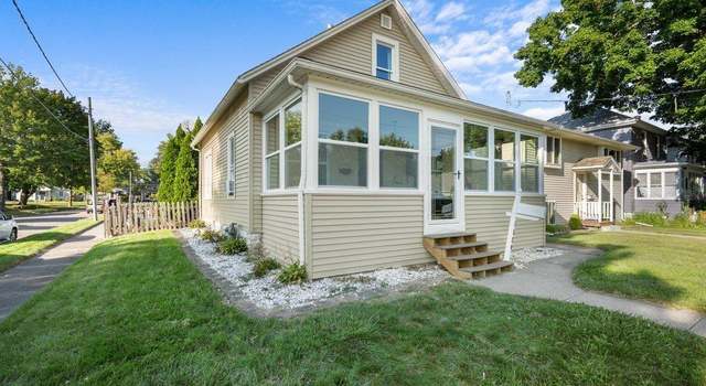 Photo of 1529 29th Ave, Moline, IL 61265