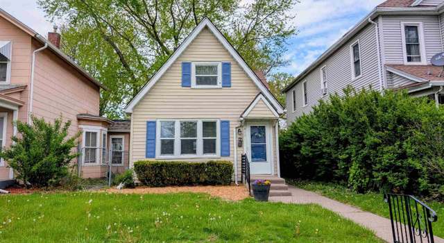 Photo of 412 E 15th St, Davenport, IA 52803
