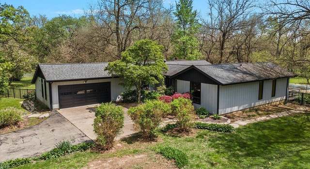 Photo of 454 Brian Ln, Dawson, IL 62520