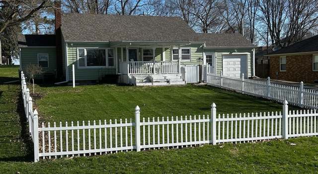 Photo of 711 W Main St, Reynolds, IL 61279