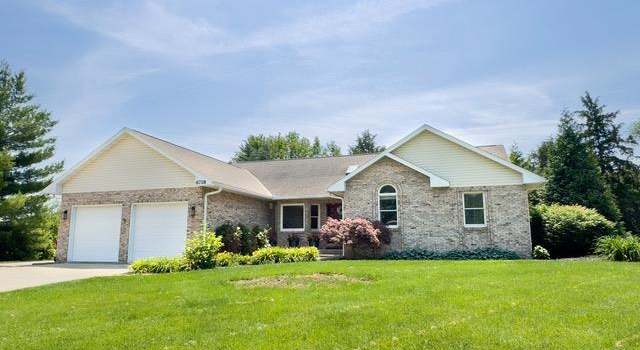 Photo of 6718 Shadow Ln, Quincy, IL 62305