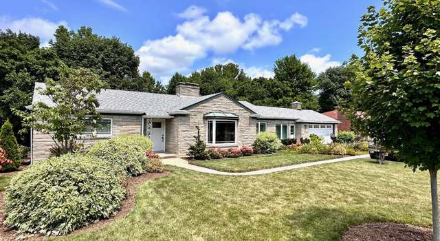 Photo of 1906 Mound Rd, Jacksonville, IL 62650