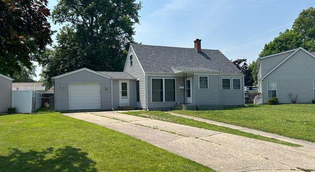 Photo of 507 N Shumway St, Taylorville, IL 62568