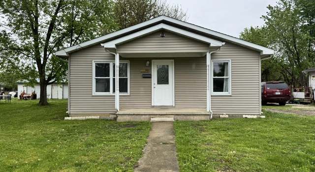 Photo of 910 Allen Ave, Jacksonville, IL 62650
