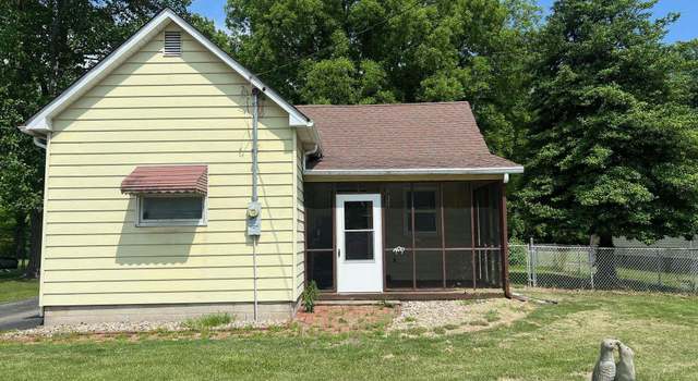 Photo of 1410 N Main St, Benton, IL 62812