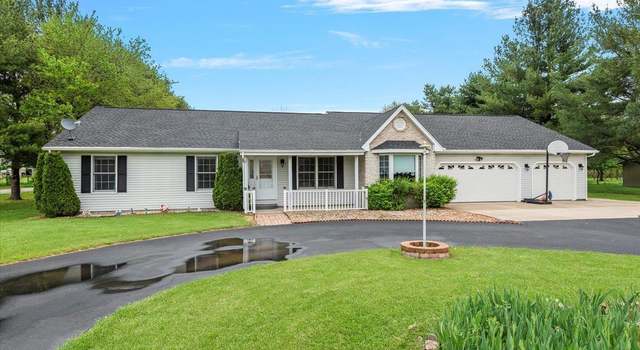 Photo of 11476 Timber View Ln, Athens, IL 62613