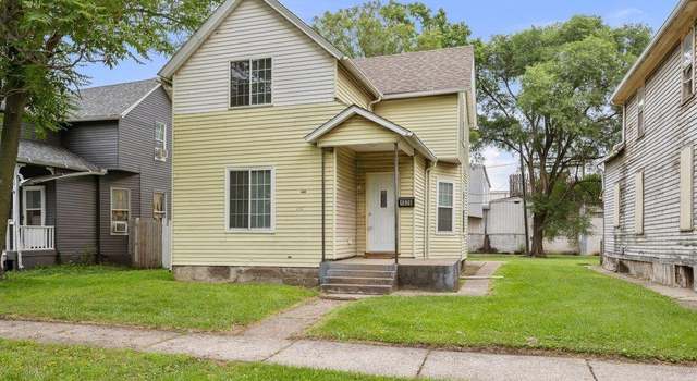 Photo of 1826 W 1st St, Davenport, IA 52802