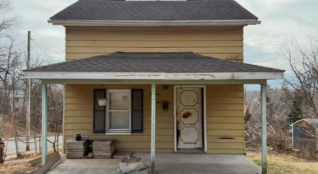 Photo of 1401 W 10th St, Davenport, IA 52804