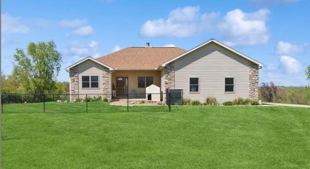 Photo of 1745 345th Ave, Goose Lake, IA 52750
