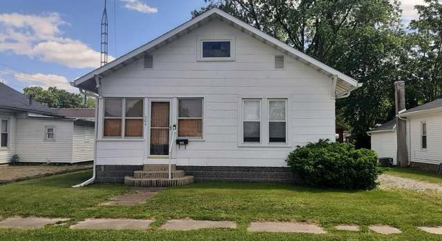 Photo of 504 W Sylvester Ave, Christopher, IL 62822
