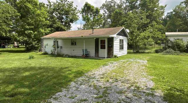 Photo of 1502 N 13th St, Herrin, IL 62948