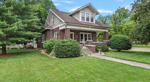 Photo of 330 W Loud St, Virden, IL 62690