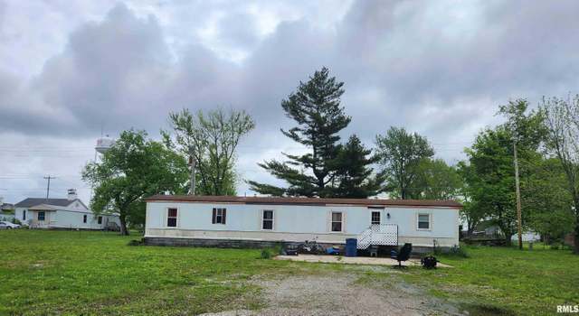 Photo of 152 N Greenup St, Ashley, IL 62808