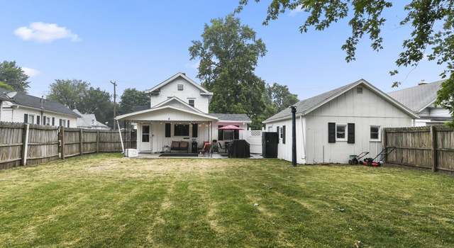 Photo of 125 Richards St, Jacksonville, IL 62650