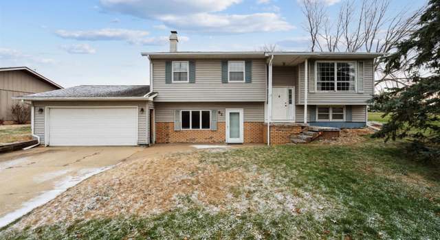 Photo of 82 Main St, Lowden, IA 52255