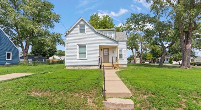 Photo of 1117 E Lake Ave, Peoria Heights, IL 61616