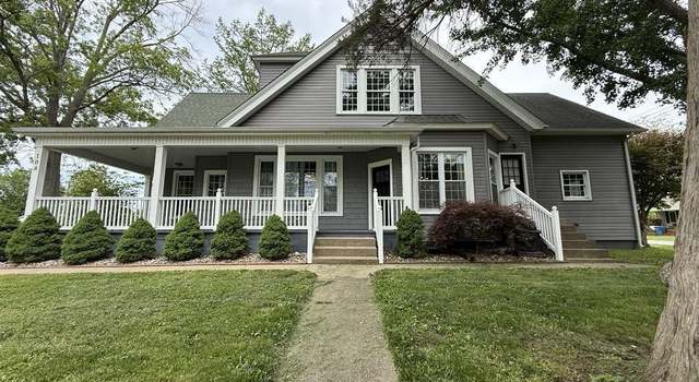 Photo of 108 E Douglas St, Desoto, IL 62924