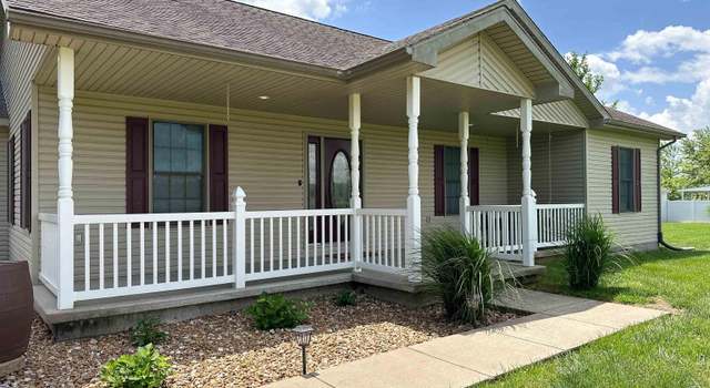 Photo of 711 W 15th St, Johnston City, IL 62951