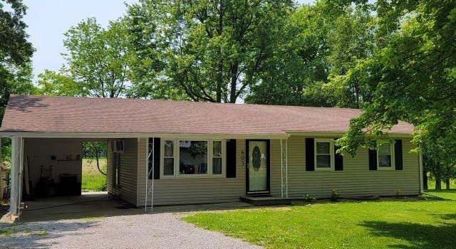 Photo of 403 E Jackson St, Desoto, IL 62924