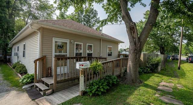 Photo of 1402 Trout Ave, Johnston City, IL 62951