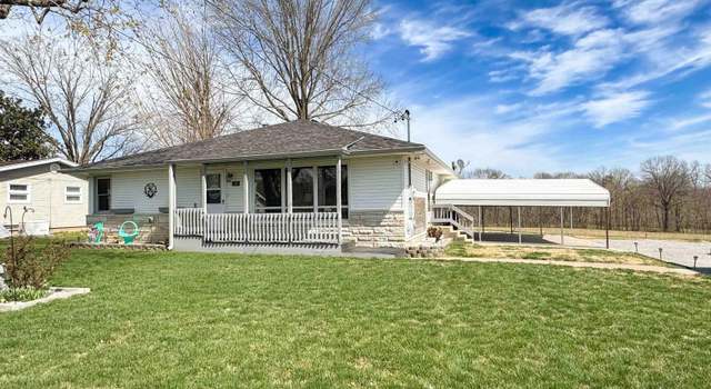 Photo of 310 Williford Rd, Jonesboro, IL 62952