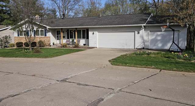 Photo of 914 32nd Avenue Court, Moline, IL 61265