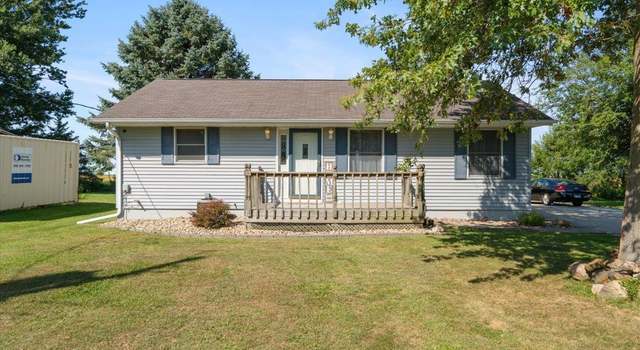Photo of 305 S 11th Ave, New Windsor, IL 61465