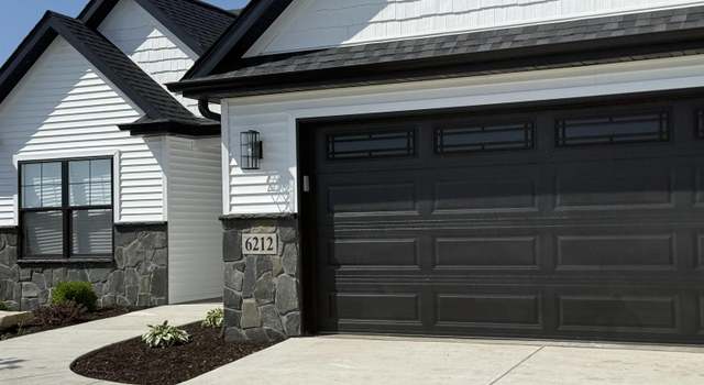 Photo of 6212 Deere Creek Ln, Davenport, IA 52807