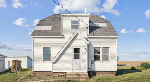 Photo of 9354 E 53rd Rd, Clarence, IA 52216