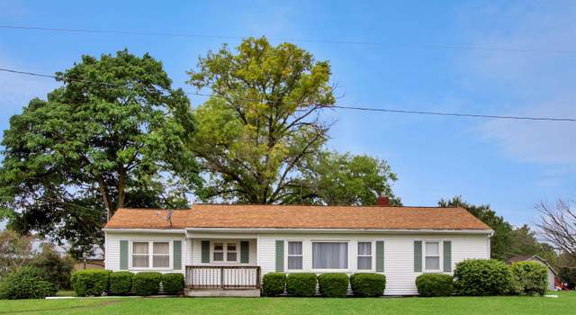 Photo of 419 S Franklin St, Toulon, IL 61483