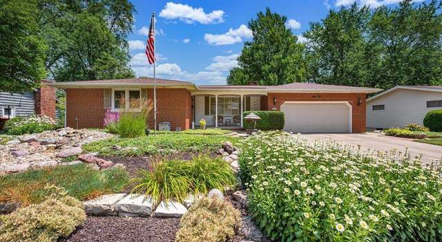 Photo of 2802 N Elmcroft Rd, Peoria, IL 61604