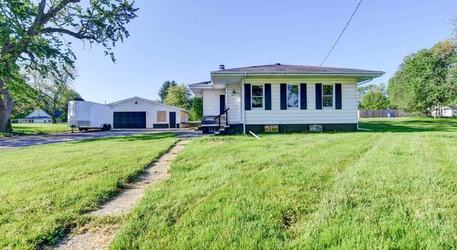 Photo of 611 Mason St, Tovey, IL 62570