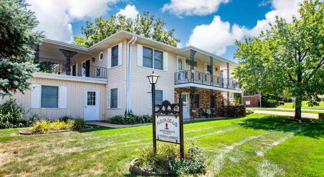Photo of 201-203 S Market St, Washington, IL 61571