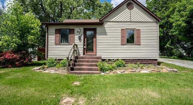 Photo of 613 N 29th St, Herrin, IL 62948