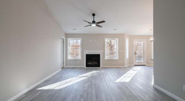 Photo of 544 Anderson Pl, Canton, IL 61520