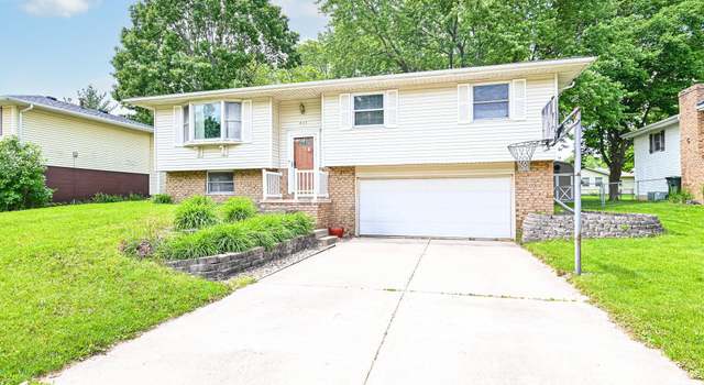 Photo of 311 Juniper Ln, East Peoria, IL 61611