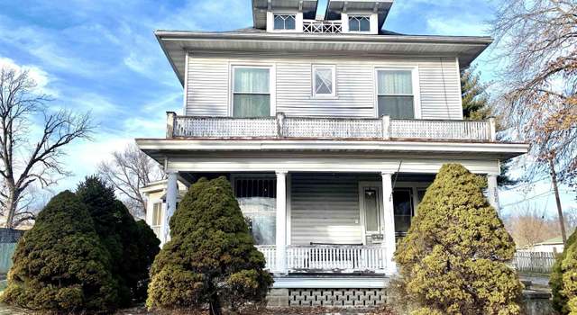 Photo of 308 Franklin St, White Hall, IL 62092