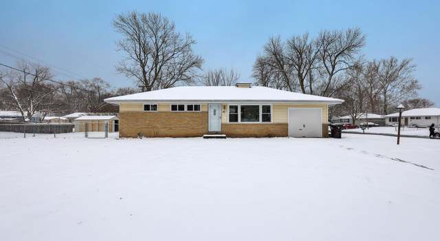 Photo of 5306 N Plaza Dr, Peoria, IL 61614