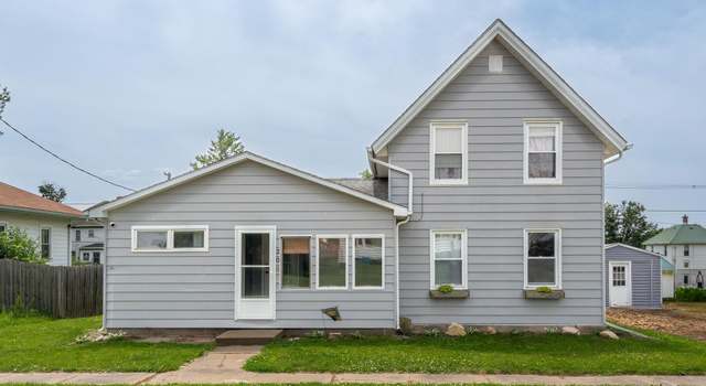 Photo of 205 E Vine St, Wheatland, IA 52777