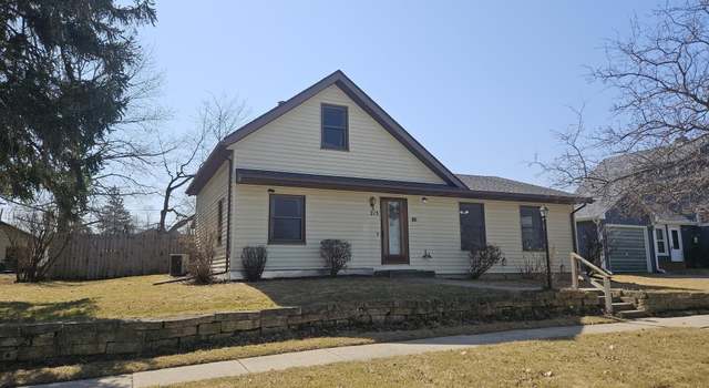 Photo of 213 E Durant St, Walcott, IA 52773