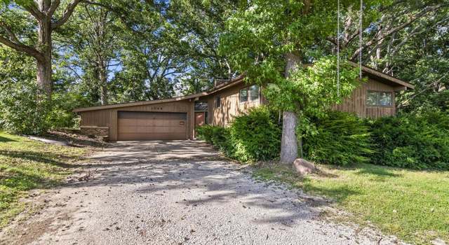 Photo of 3044 Green Lake Dr, Decatur, IL 62521