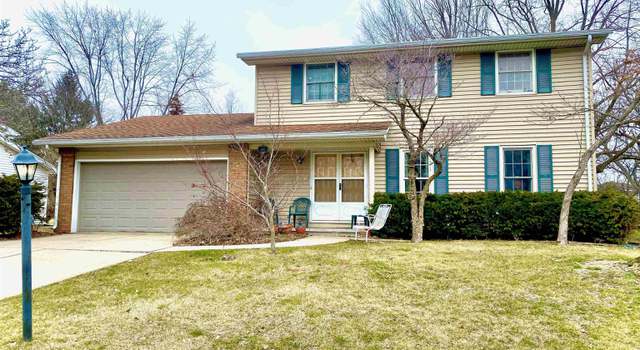 Photo of 5922 N Old Orchard Dr, Peoria, IL 61614