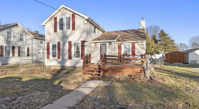 Photo of 404 S 4th Ave, New Windsor, IL 61465