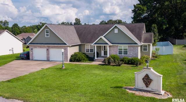 Photo of 1307 Sunrise Dr, Carterville, IL 62918